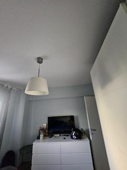 Apartament cu 4 camere semidecomandat, mobilat în Teiul Doamnei