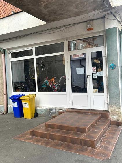 Spațiu comercial, de 130 mp, în Exterior Vest