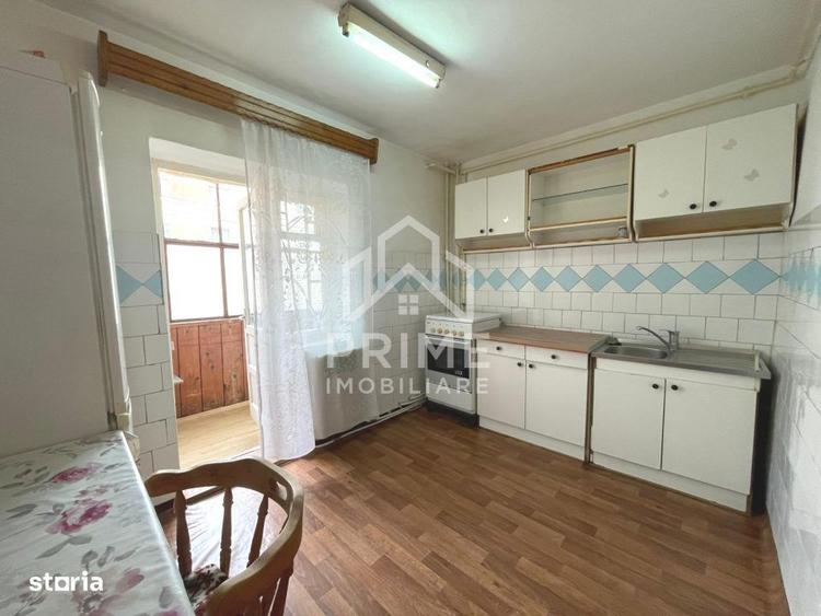 Apartament cu 3 camere, mobilat în Cetate