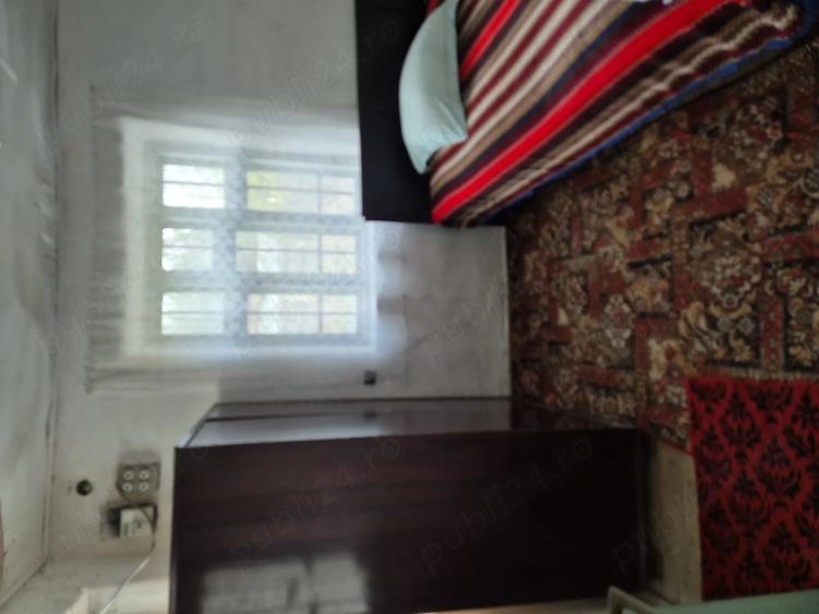 Casă cu 3 camere cu Teren 2811 Mp în Coteana