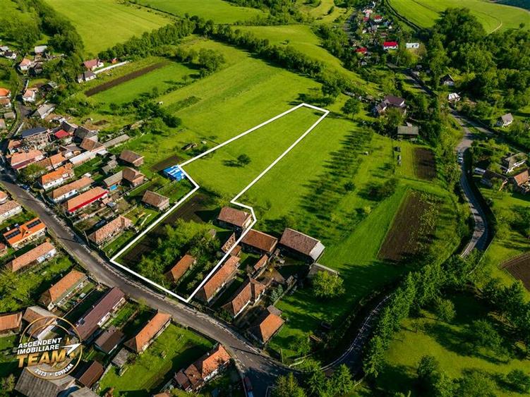 Teren Construcții intravilan de 6221 mp, în Lemnia