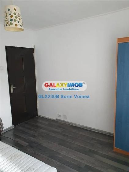 Apartament cu 3 camere decomandat în Rahova