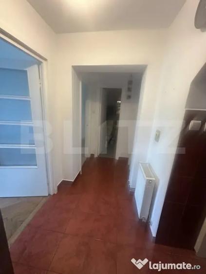 Apartament cu 2 camere decomandat în Micro 14