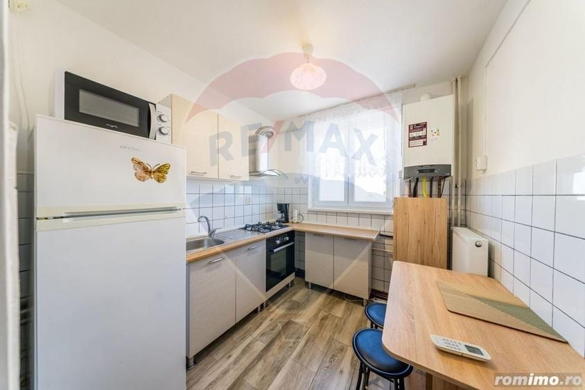 De inchiriat apartament modern 2 camere central , centrala gaz . - 14