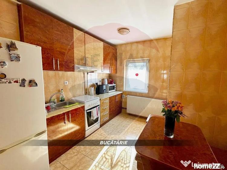 Apartament cu 2 camere semidecomandat în Central