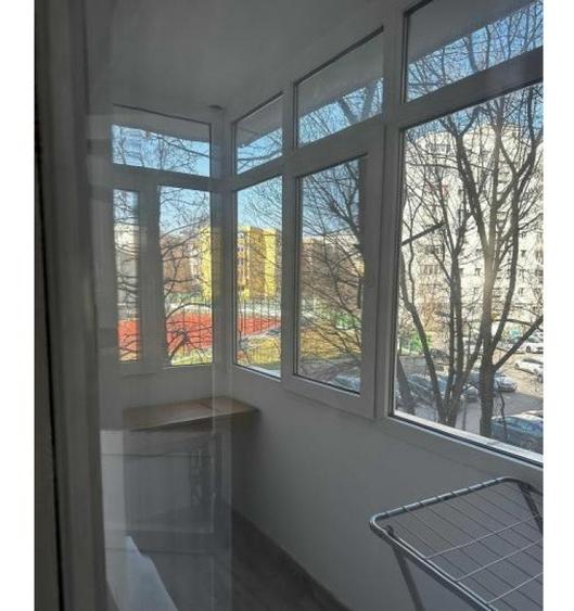 Apartament cu 3 camere decomandat în Dristor