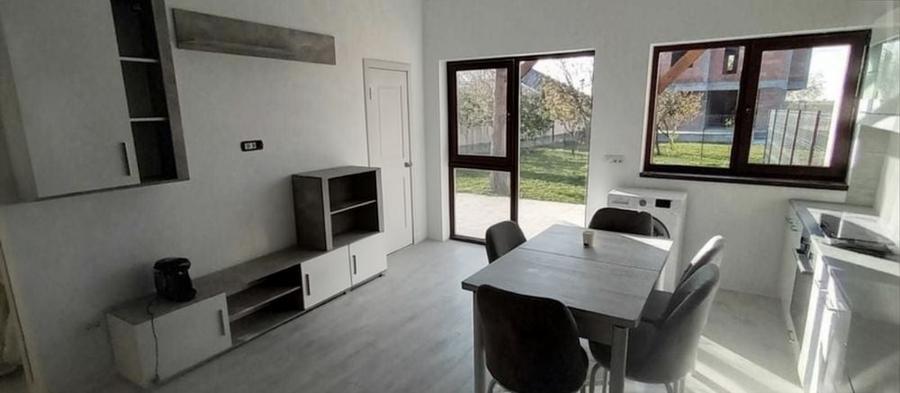 Casă cu 3 camere în Săcălaz
