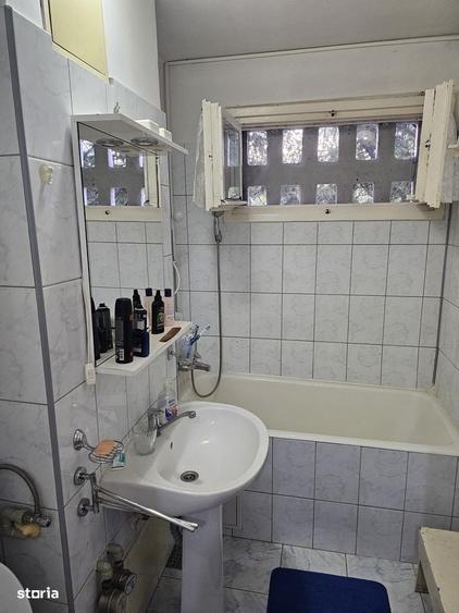 Apartament cu 3 camere în Militari