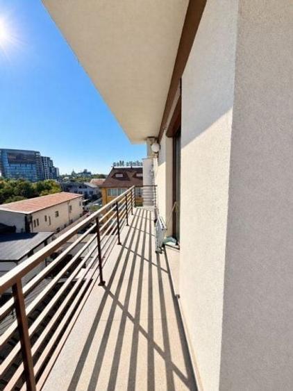 Apartament cu 3 camere decomandat, mobilat în Aviației
