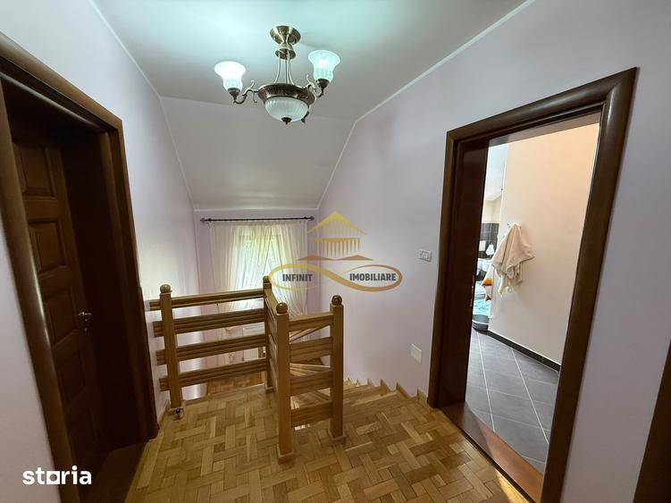 Casă cu 5 camere cu Teren 760 Mp în Măgura