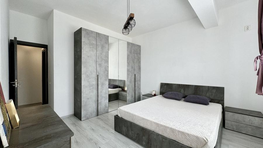Apartament cu 2 camere decomandat, mobilat în Theodor Pallady