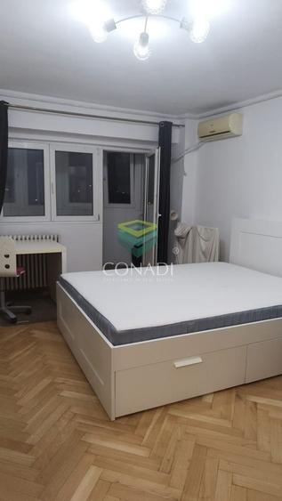 Garsonieră decomandată în Matei Voievod