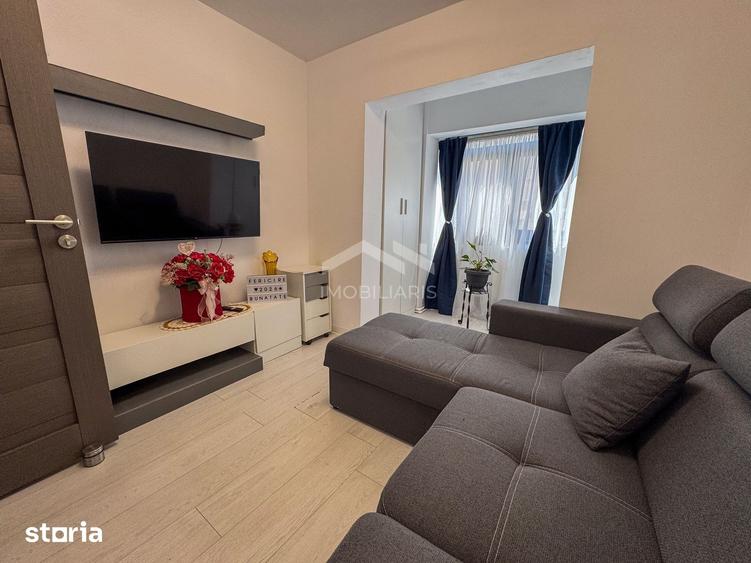 Apartament cu 3 camere decomandat, mobilat în Sud