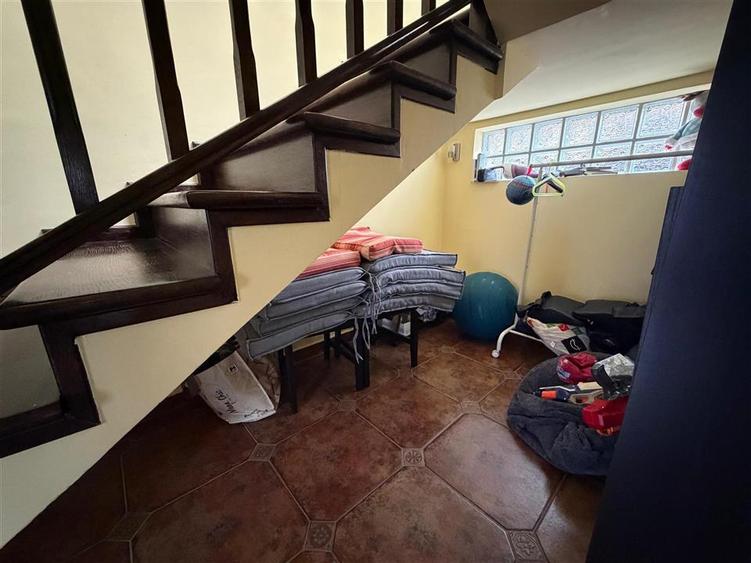 Casă individuală cu 4 camere cu Teren 500 Mp în Păulești