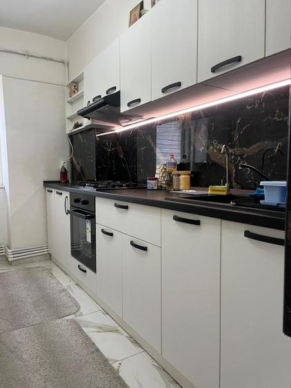 Apartament cu 2 camere decomandat în Dacia
