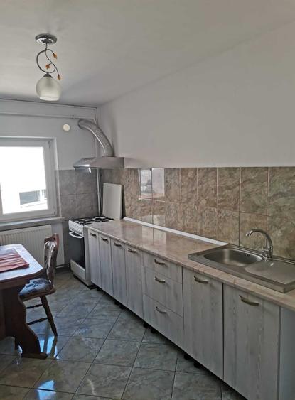 Inchiriez apartament 3 camere Craiova, zona Lapus-Arges - 10
