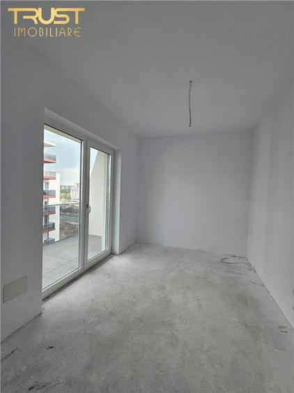 Apartament cu 2 camere semidecomandat în Iris