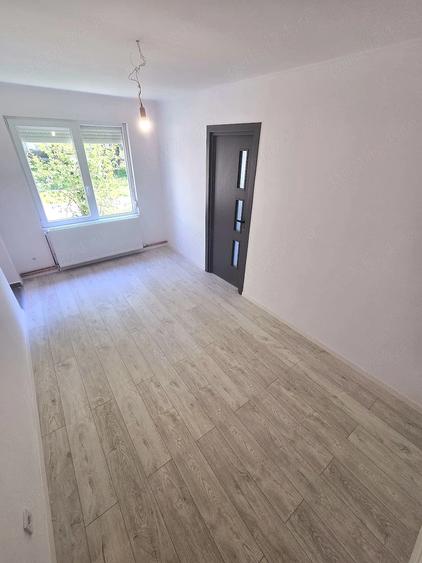Apartament cu 2 camere semidecomandat în Micro 14