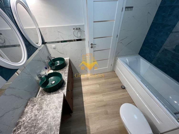 Apartament cu 3 camere semidecomandat, mobilat în Zorilor