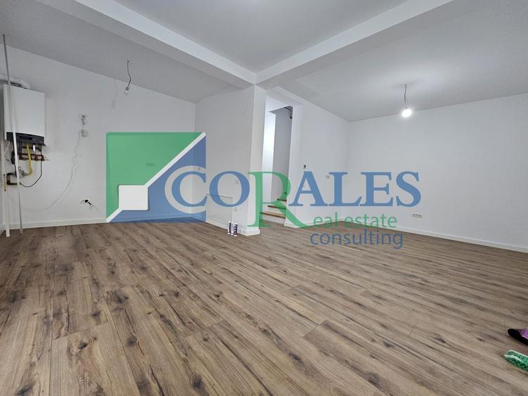 Duplex cu 4 camere cu Canalizare în Moșnița Veche