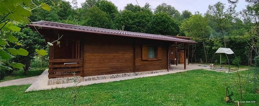 Casă cu Teren 350 Mp în Coaș
