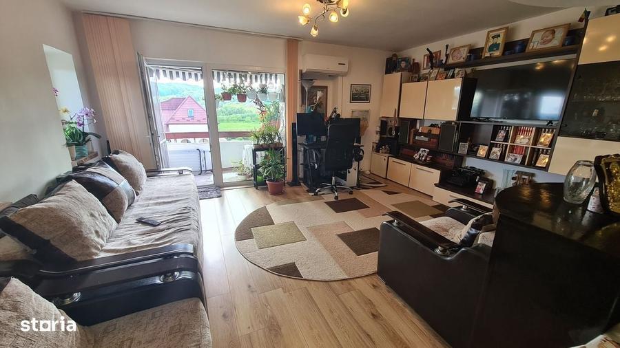 Apartament cu 3 camere în Ultracentral