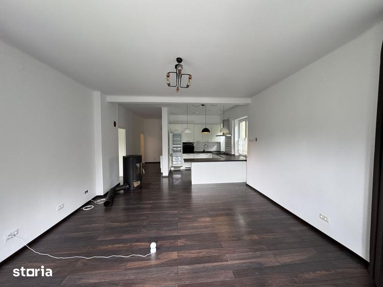 Apartament cu 2 camere, mobilat în Schei