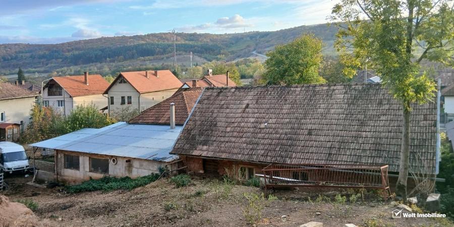 Casă individuală cu 2 camere cu Canalizare în Căpușu Mare