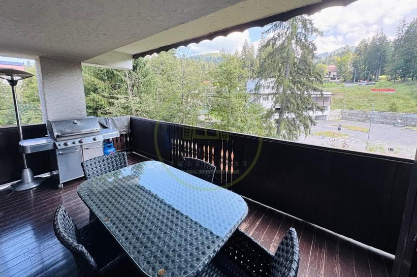 Apartament cu 3 camere semidecomandat, mobilat în Clăbucet
