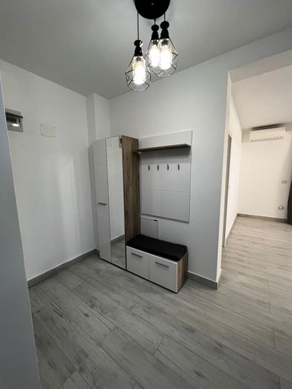 Apartament cu 3 camere decomandat în Giroc