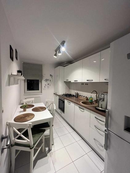 Apartament cu 2 camere decomandat în Theodor Pallady