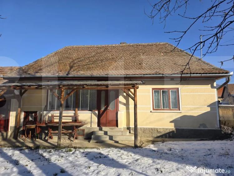 Casă cu 2 camere cu Teren 1566 Mp în Bodoc