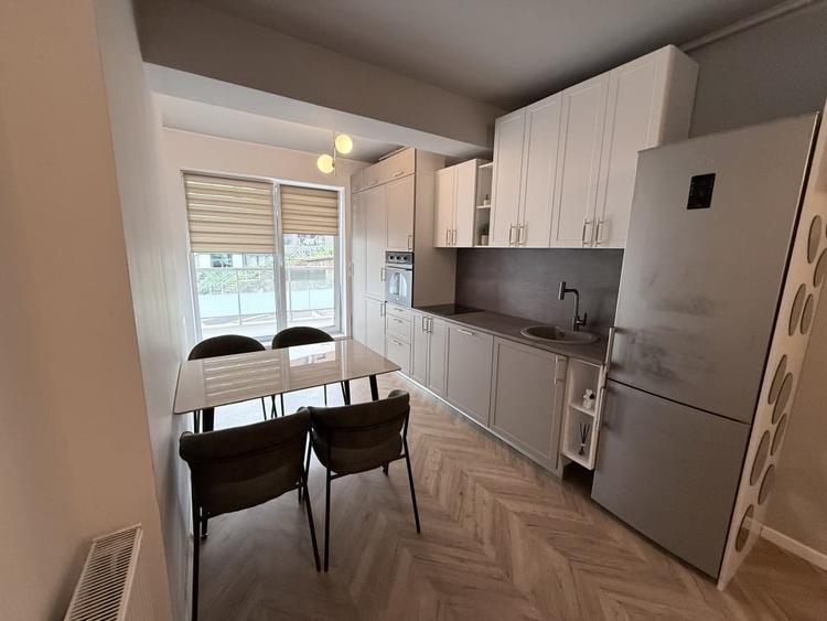 Apartament cu 2 camere decomandat în Grigorescu