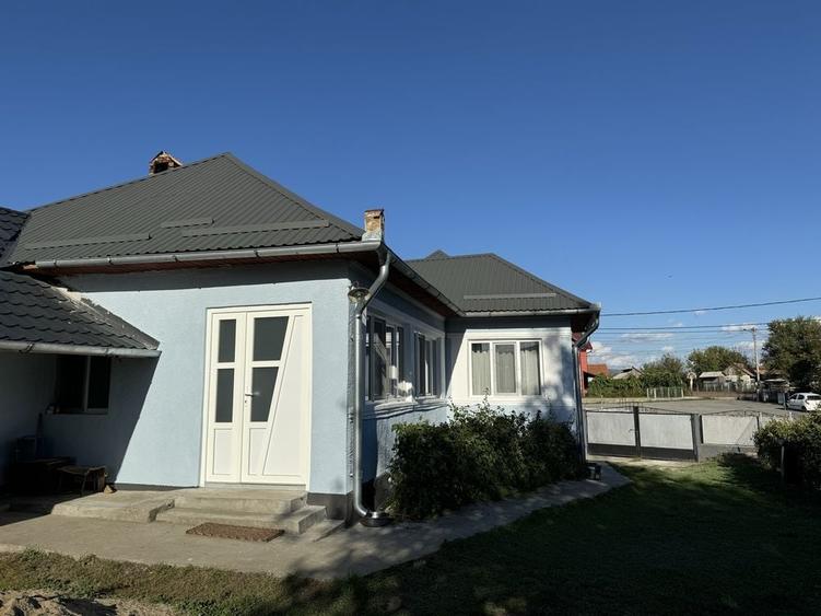 Casă cu 4 camere cu Teren 3200 Mp în Săsarm