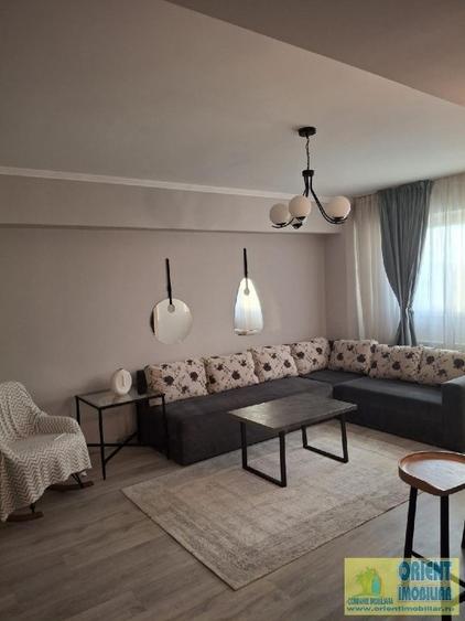 Apartament cu 2 camere semidecomandat în Casa de Cultură