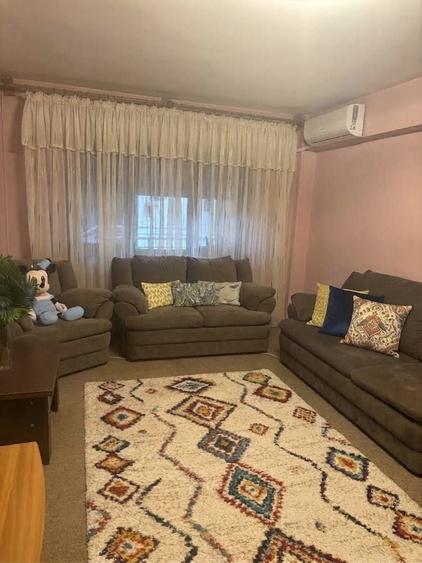 Apartament cu 3 camere decomandat în Orizont