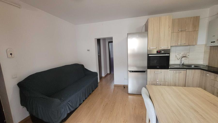Apartament cu 2 camere semidecomandat în Gușterița