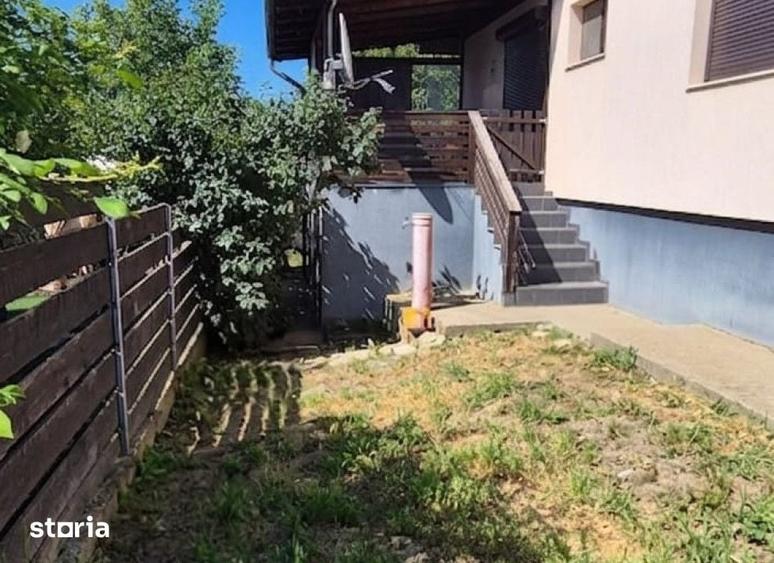 Casă cu 3 camere cu Teren 450 Mp în Bârnova