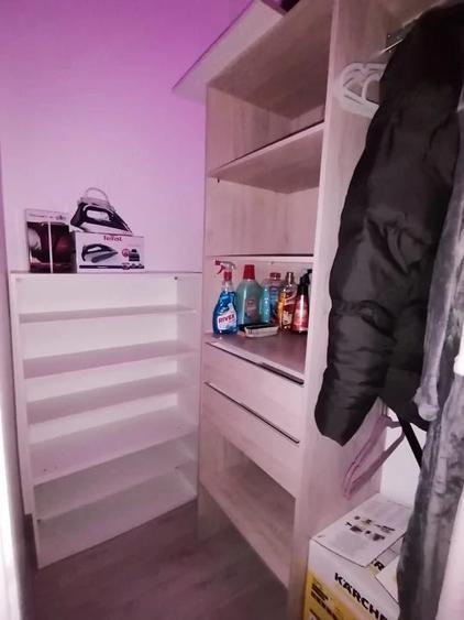 Apartament cu 3 camere decomandat în Răcădău