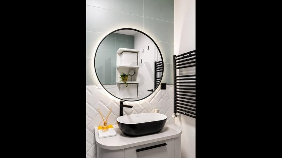 Apartament cu 4 camere decomandat în Herăstrău