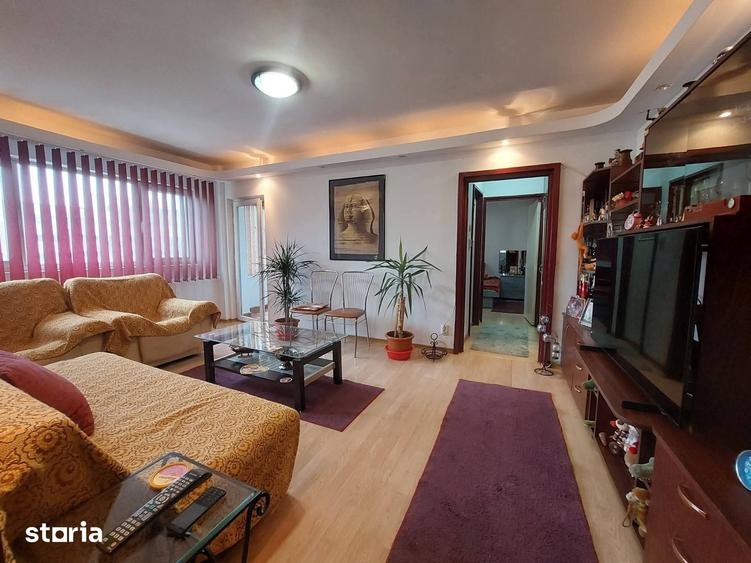 Apartament cu 2 camere semidecomandat în Colentina