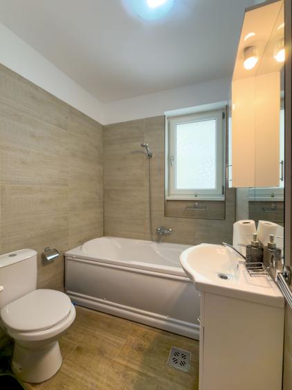 Prima linie la Plaja, apartament decomandat 2 camere , 2 balcoane - Mamaia Nord - 8