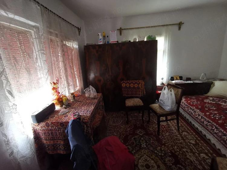 Casă cu 4 camere cu Teren 4212 Mp în Lupșa de Sus