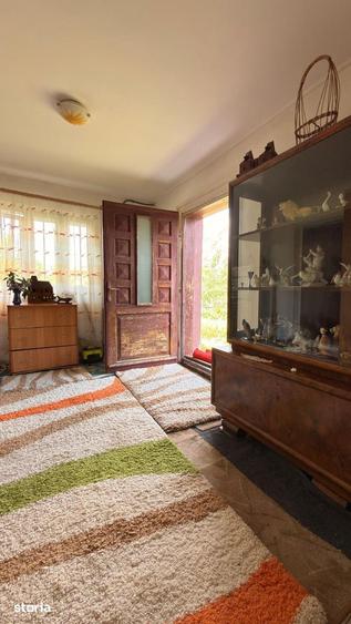 Casă cu 3 camere cu Teren 2100 Mp în Dor Mărunt