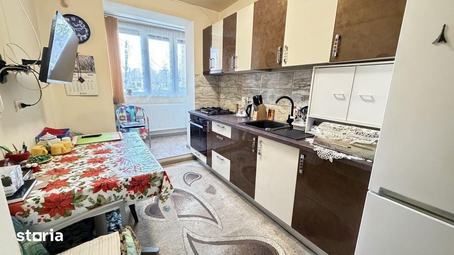 Apartament cu 2 camere decomandat în Central