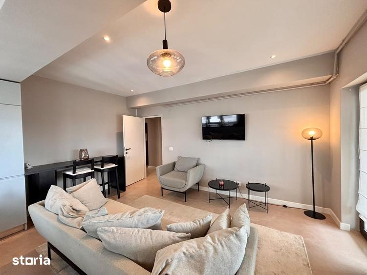 Apartament cu 3 camere în Tei