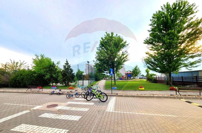 Apartament cu 2 camere semidecomandat, mobilat în Băneasa