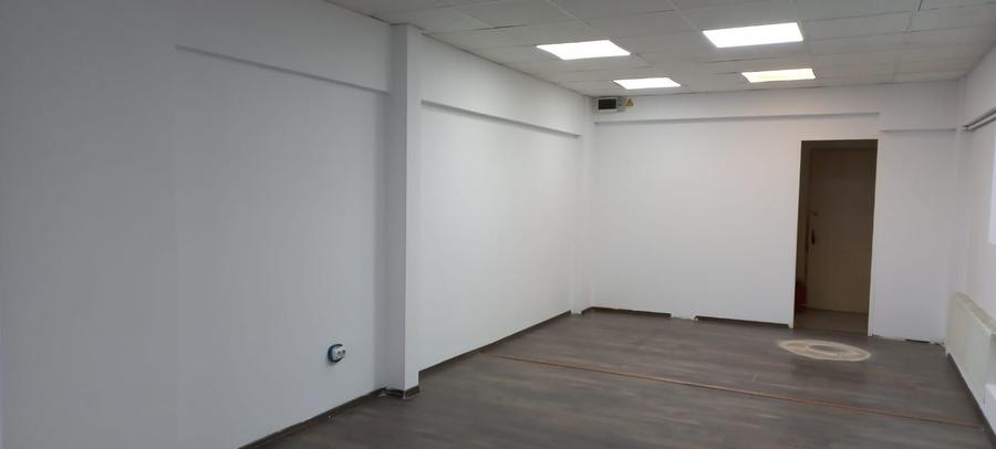 Spațiu comercial, de 45 mp, în Central