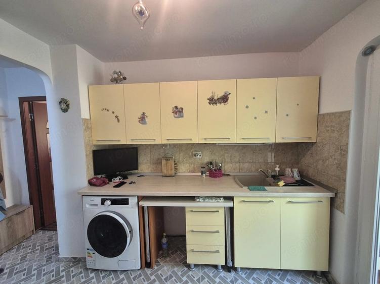 Apartament cu 2 camere decomandat în Micro III