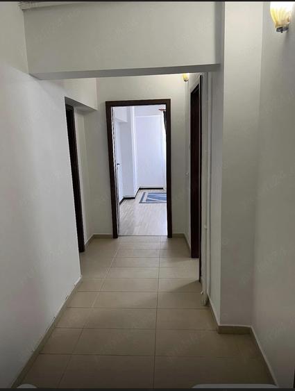 Apartament cu 2 camere decomandat în Frații Golești